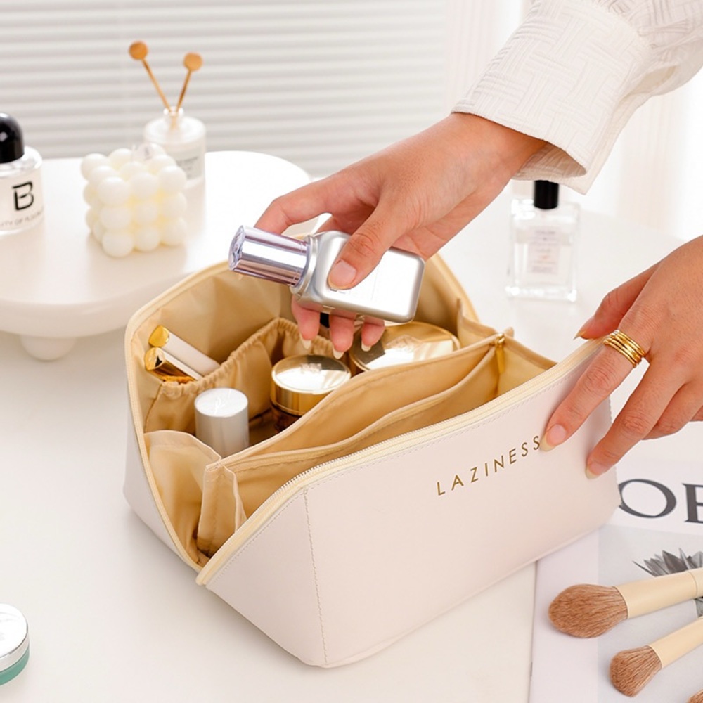 Makeup travel bag